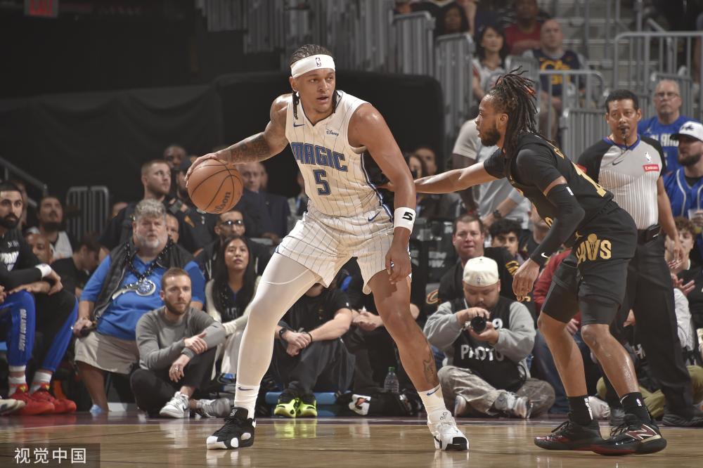 蓝军在主场 蓝军在主场