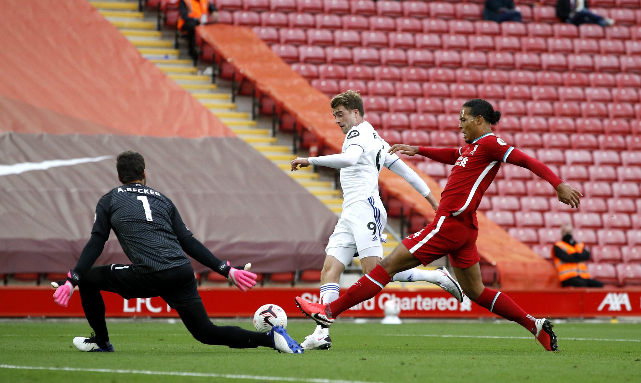 强强对话已 强强对话已